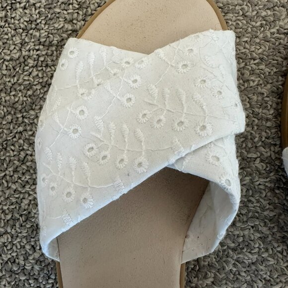 H&M White Embroidered Sandals, Size 9 - Picture 2 of 2